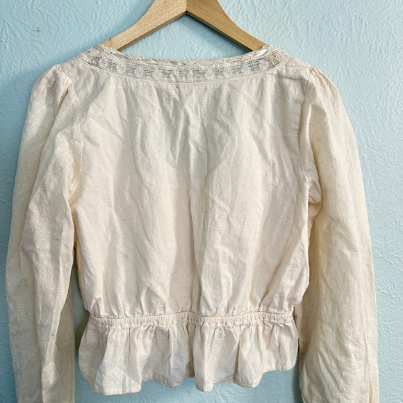 American Eagle Outfitters Swiss Dot Peasant Blouse in Cream Color Size Medium - Picture 2 of 9